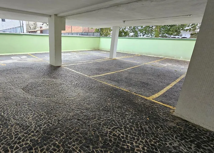 Ap Centro do Guarujá - Wi-Fi - Garagem - Beach Host